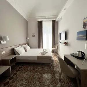 Nove Volte , Catania Italy