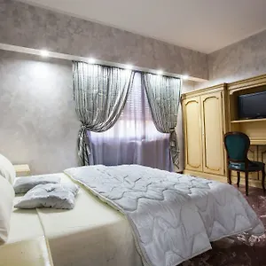 Casa Romana 3*, Rome Italy